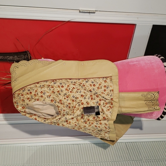 ππ€π WILSONS VINTAGE 90S GENUINE LEATHER TAN EYELET SCALLOPED BLAZER JACKET - Picture 10 of 16